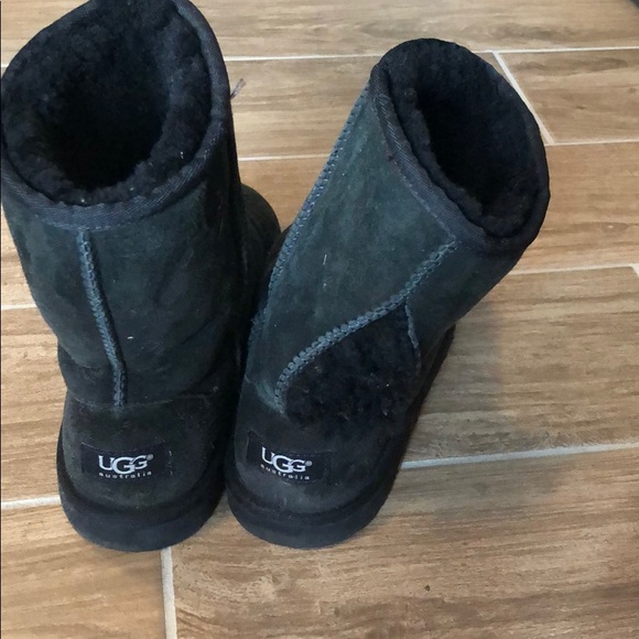 Short Classic Ugg Boots - Picture 4 of 4